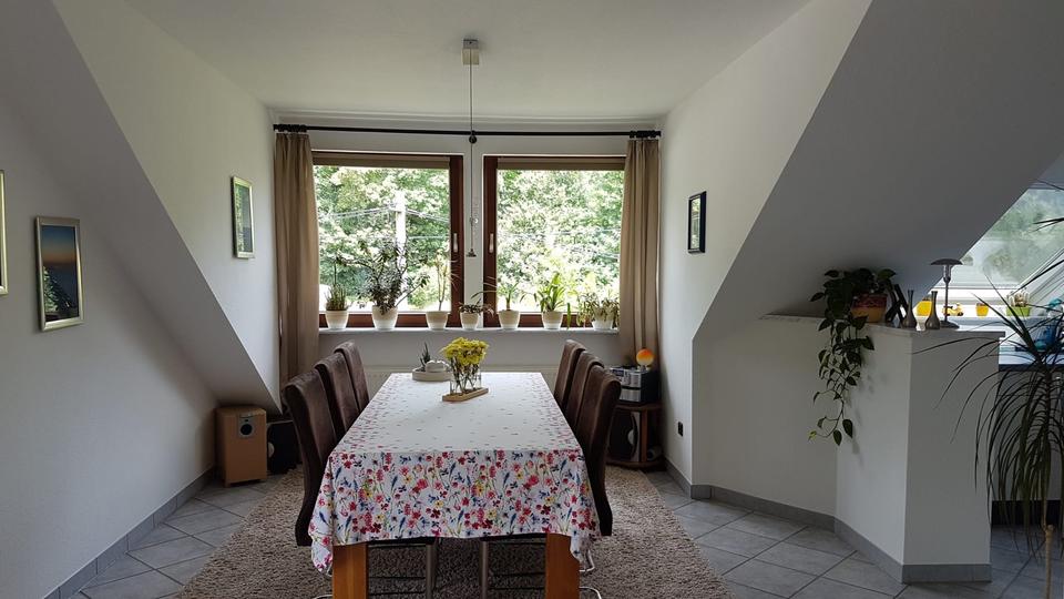 Dachgeschoßwohnung Recklinghausen Hillerheide - 2.5 Zimmer, 150 m&sup2;, 1.345&euro; | Angebot:25519517