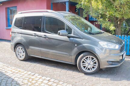 Ford Tourneo Courier 132.000 km 9.400 &euro; Rheinberg 47495