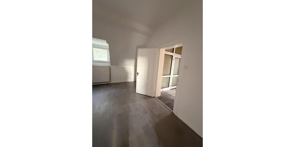 Dachgeschoßwohnung Recklinghausen König Ludwig - 4 Zimmer, 93 m&sup2;, 760&euro; | Angebot:26270304