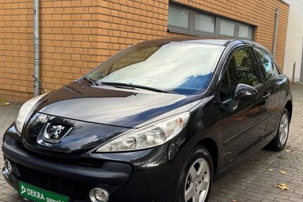 Peugeot 207 174.454 km 2.990 € Essen 45326