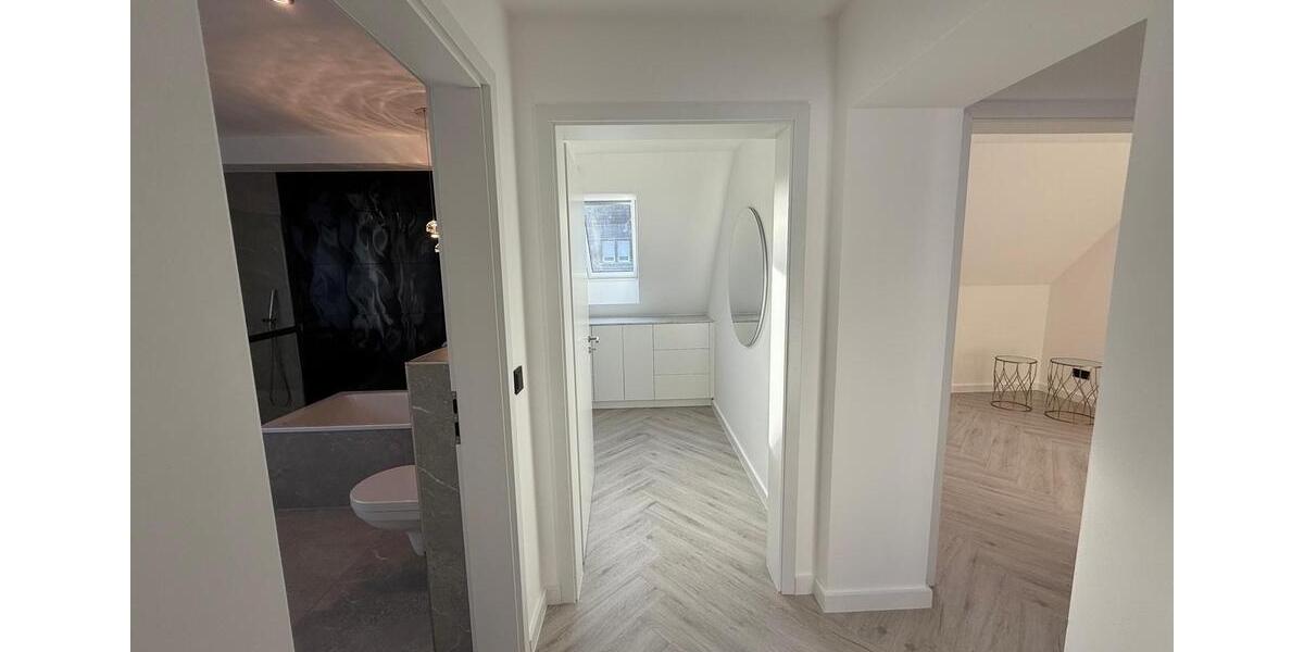 Doppelhaushälfte Essen Stadtbezirk VI - 4 Zimmer, 190 m&sup2;, 3.000&euro; | Angebot:26397480