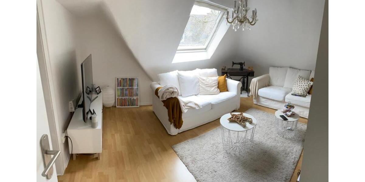 Dachgeschoßwohnung Essen Stadtbezirk II - 2.5 Zimmer, 52 m&sup2;, 560&euro; | Angebot:25417026