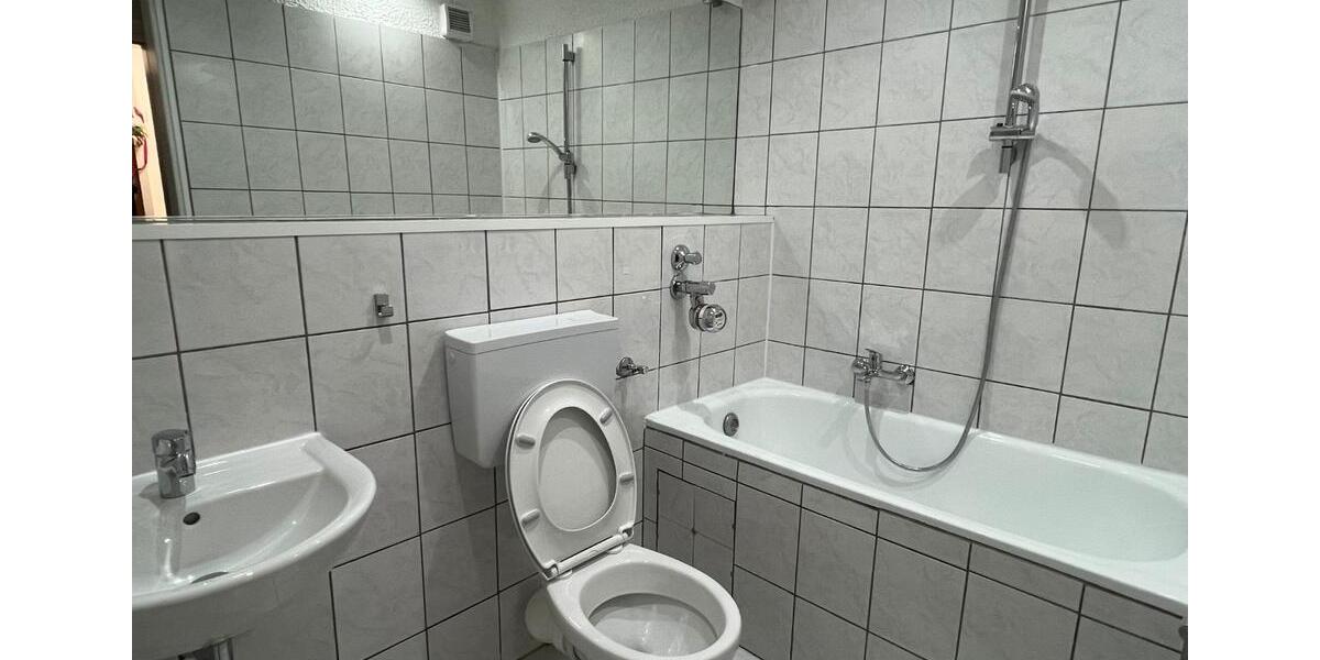 Dachgeschoßwohnung Gladbeck Alt-Rentfort - 2.5 Zimmer, 47 m&sup2;, 440&euro; | Angebot:24597564