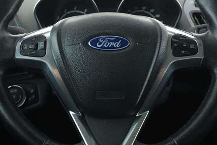 Ford B-Max 52.326 km 8.350 &euro; Essen 45141
