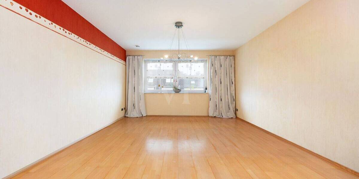 Sonnenverwöhntes Zuhause mit Stil, Sauna und großzügigem Garten 5 zimmer