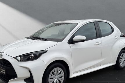 Toyota Yaris 45.312 km 13.450 &euro; Wesel 46485