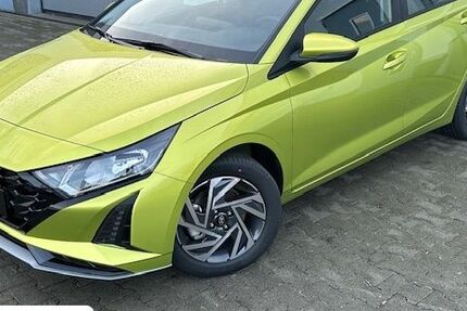 Hyundai i20 3.261 km 21.590 &euro; Hattingen 45525