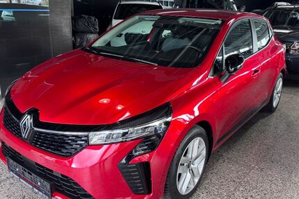 Renault Clio 7.443 km 21.500 € Oberhausen 46145