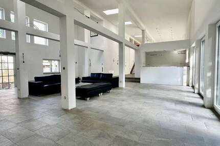 Haus zum Kaufen in Mülheim an der Ruhr 1.600.000 € 330 m²