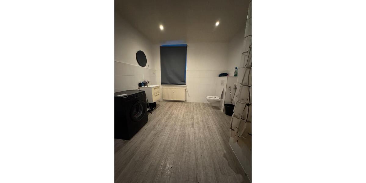 1 person in a 3 person - flatshare 20 zimmer