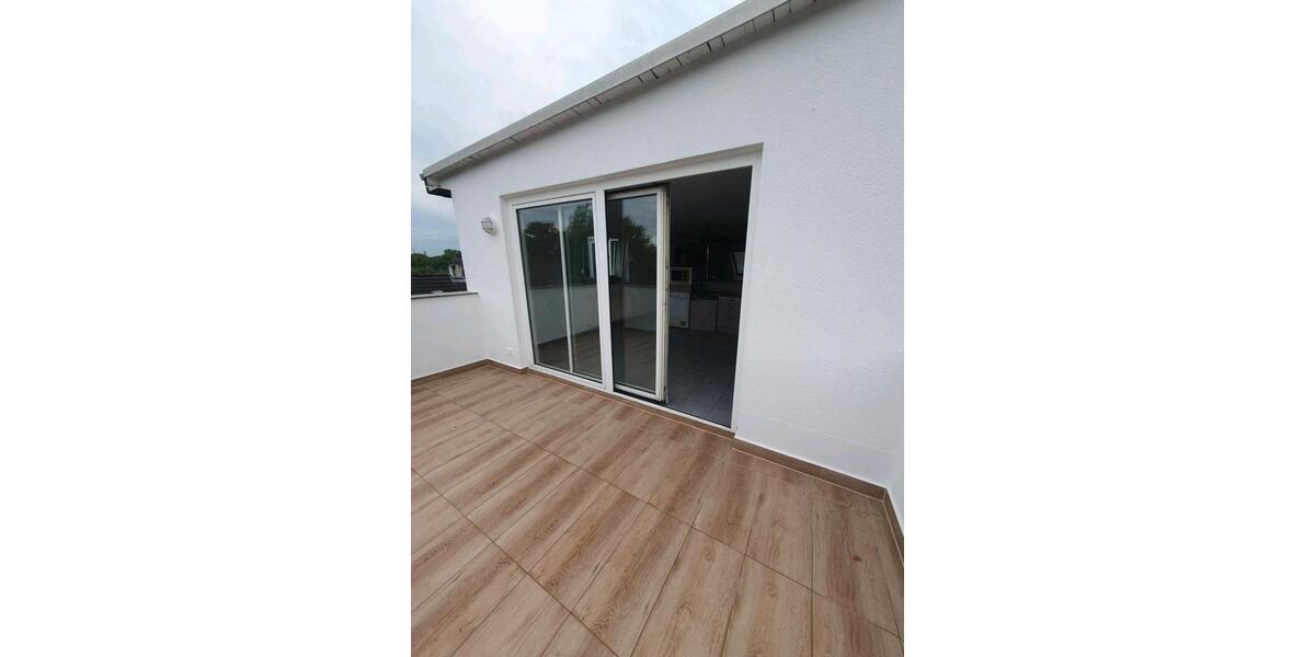 Dachgeschoßwohnung Gelsenkirchen - 2 Zimmer, 98 m&sup2;, 155.000&euro; | Angebot:25599725