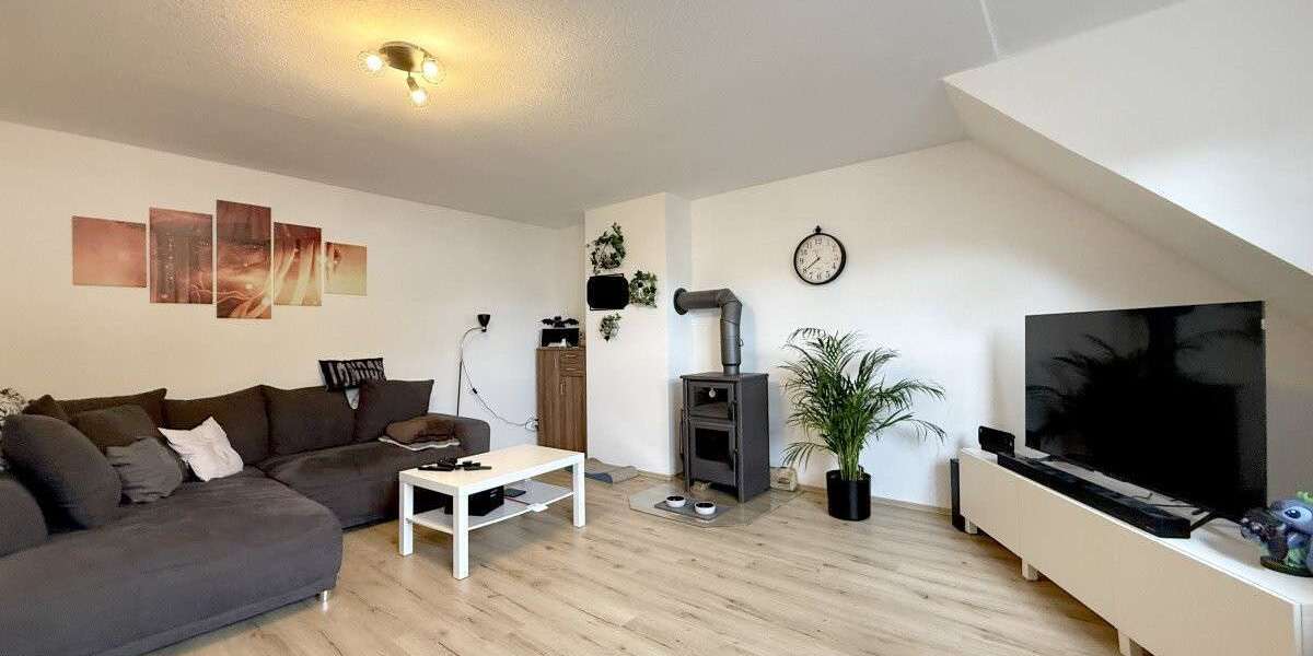 Etagenwohnung Oberhausen Schmachtendorf - 2 Zimmer, 73 m&sup2;, 500&euro; | Angebot:27356823