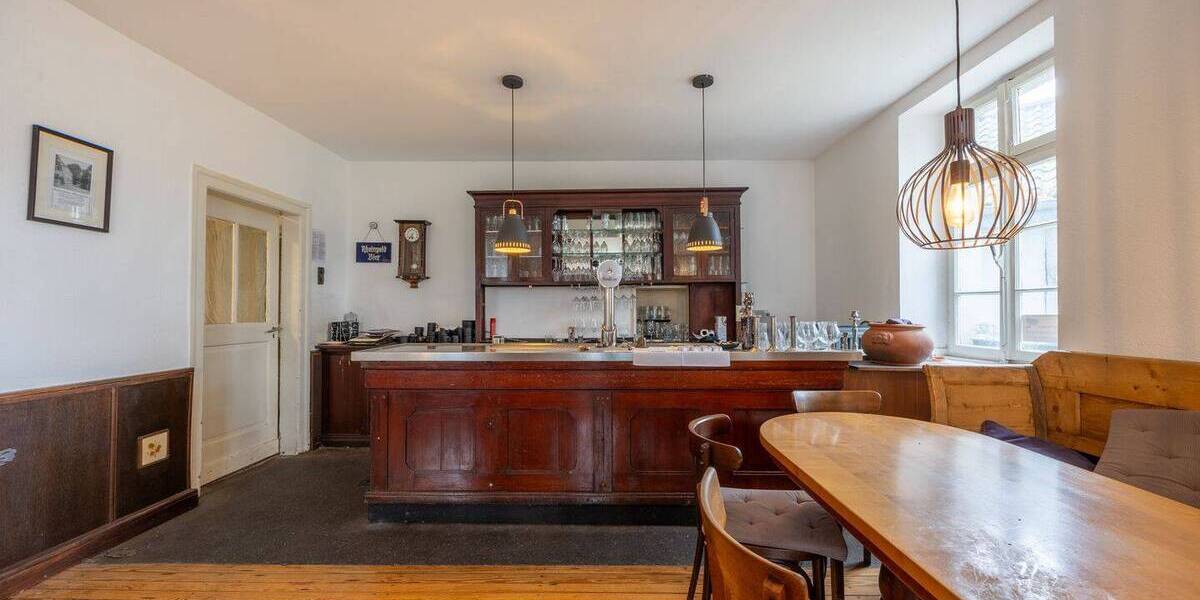 Denkmalgeschütztes Anwesen in idyllischer Lage von Duisburg-Friemersheim 8 zimmer