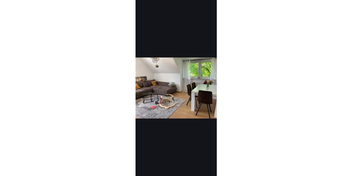 Dachgeschoßwohnung Duisburg Angerhausen - 3 Zimmer, 72 m&sup2;, 800&euro; | Angebot:26358153