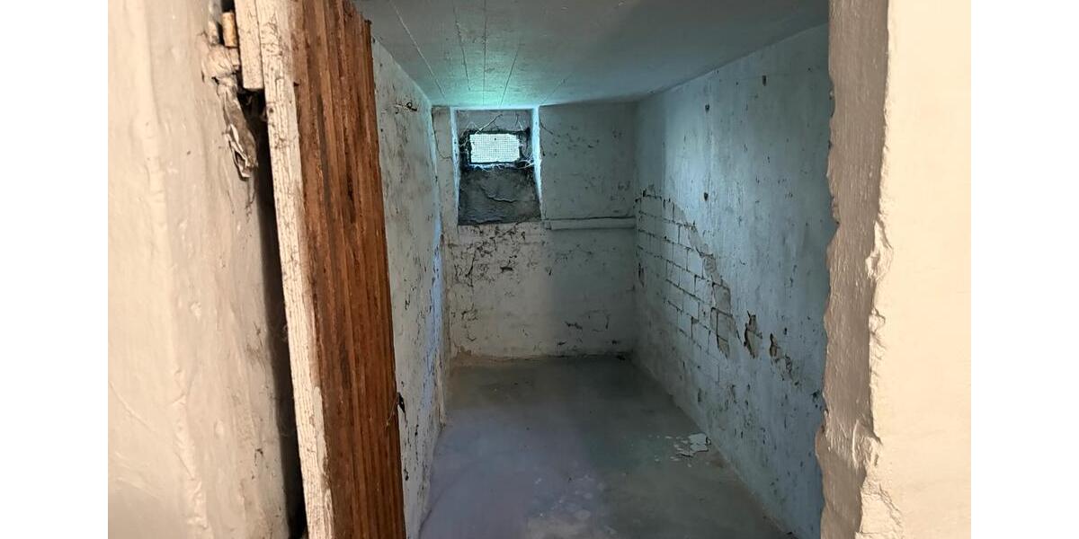 Dachgeschoßwohnung Essen Stadtbezirk III - 2 Zimmer, 31 m&sup2;, 36.000&euro; | Angebot:27129565