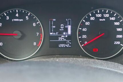 Hyundai i20 129.000 km 6.800 &euro; Recklinghausen 45661