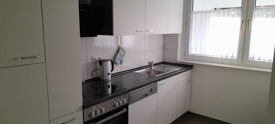 Etagenwohnung Gelsenkirchen Ückendorf - 2 Zimmer, 72 m&sup2;, 700&euro; | Angebot:25236290