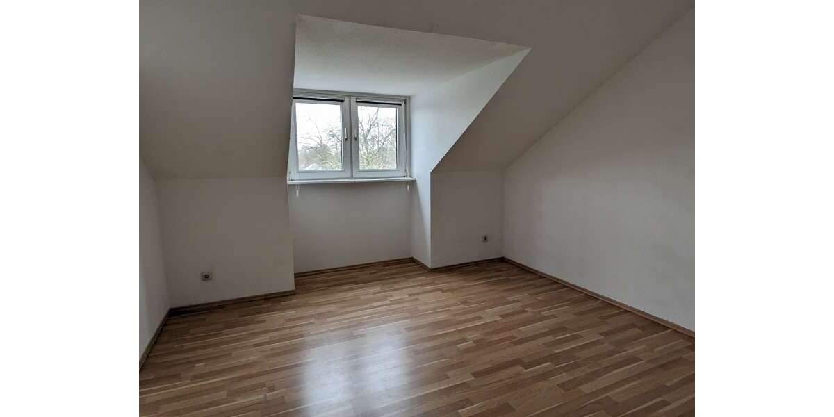 Etagenwohnung Duisburg Huckingen - 1 Zimmer, 28 m&sup2;, 330&euro; | Angebot:25531186