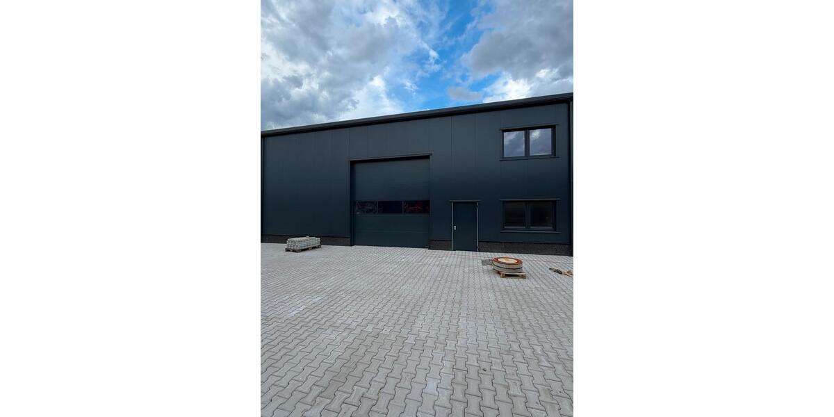 Gewerbeobjekt Voerde (Niederrhein) - 2.000&euro; | Angebot:26527927
