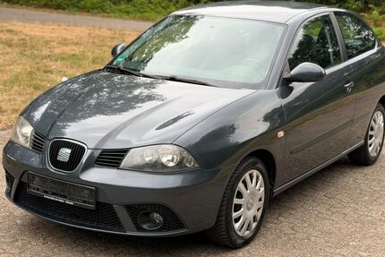 Seat Ibiza 140.000 km 2.000 &euro; Oberhausen 46045