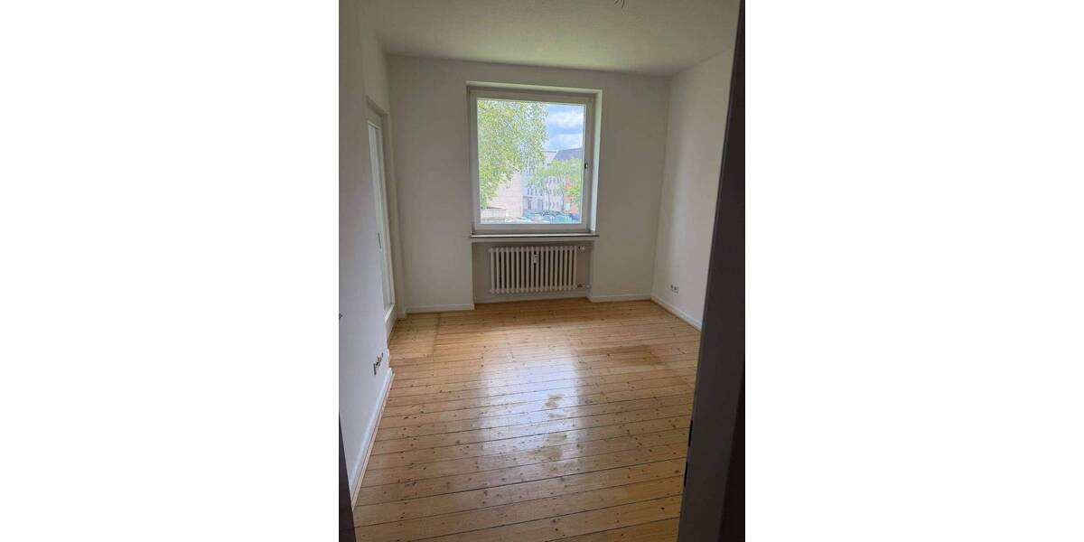 Etagenwohnung Duisburg Neudorf-Süd - 2 Zimmer, 39 m&sup2;, 340&euro; | Angebot:26851731