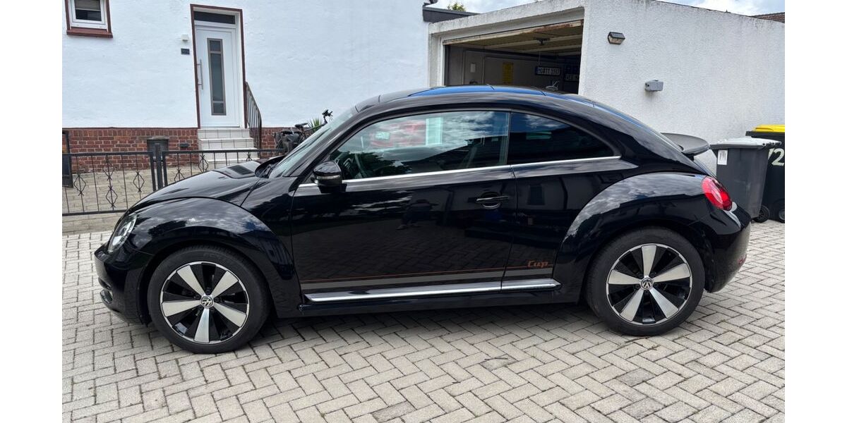 VW Beetle 98.000 km 10.839 &euro; Kamp-Lintfort 47475