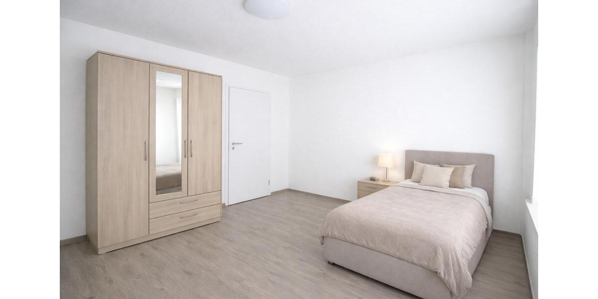 Etagenwohnung Oberhausen Alt-Oberhausen - 4 Zimmer, 103 m&sup2;, 1.300&euro; | Angebot:25320593