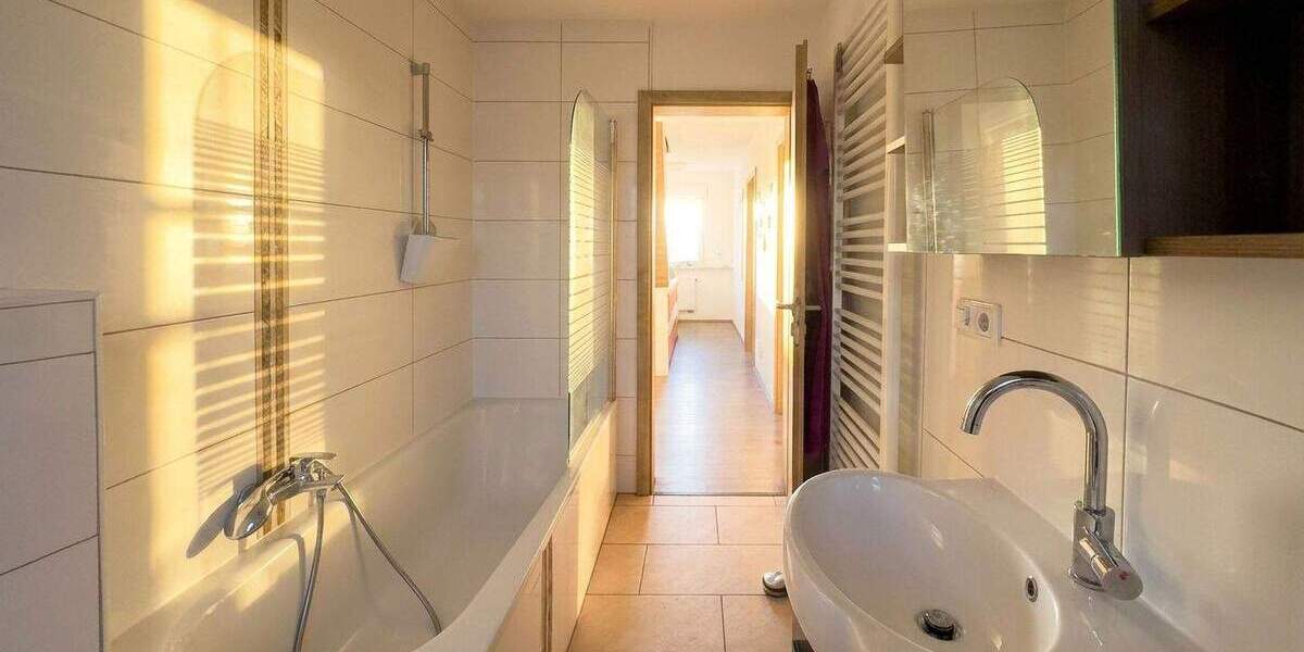 Mehrfamilienhaus, Wohnhaus Bottrop Eigen - 8 Zimmer, 162 m&sup2;, 588.000&euro; | Angebot:25746031