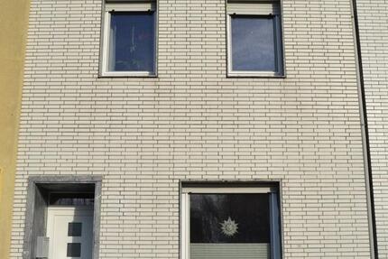 Haus Rheinberg - 4 Zimmer, 120 m&sup2;, 310.000&euro; | Angebot:24639819