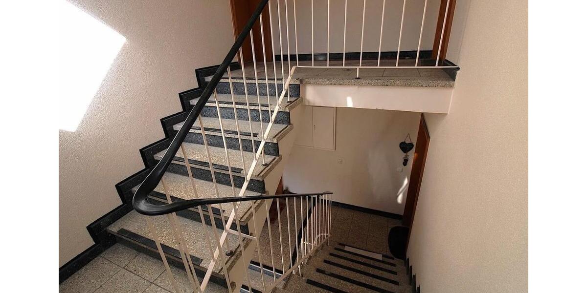 Dachgeschoßwohnung Essen Stadtbezirk IV - 2 Zimmer, 60 m&sup2;, 110.000&euro; | Angebot:26311669