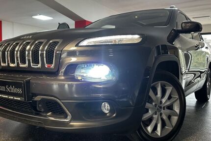 Jeep Cherokee 106.000 km 9.950 € Gelsenkirchen 45899