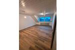 Dachgeschoßwohnung Dinslaken Hiesfeld - 2.5 Zimmer, 73 m&sup2;, 670&euro; | Angebot:25987330