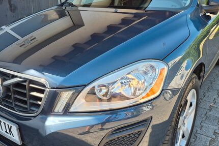 Volvo XC60 105.000 km 14.990 &euro; Sprockhövel 45549