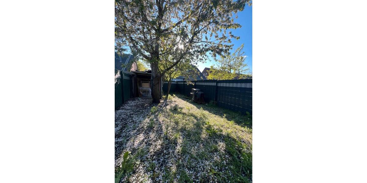 Reihenhaus Essen Stadtbezirk V - 3 Zimmer, 68 m&sup2;, 1.200&euro; | Angebot:26037343