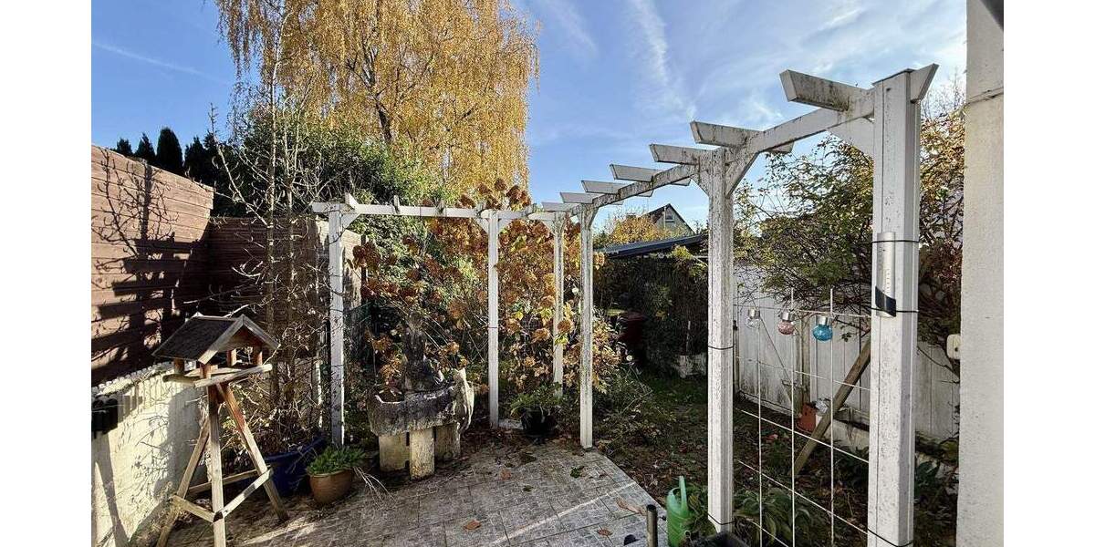 Reihenmittelhaus Gladbeck Schultendorf - 3 Zimmer, 80 m&sup2;, 220.000&euro; | Angebot:25190759