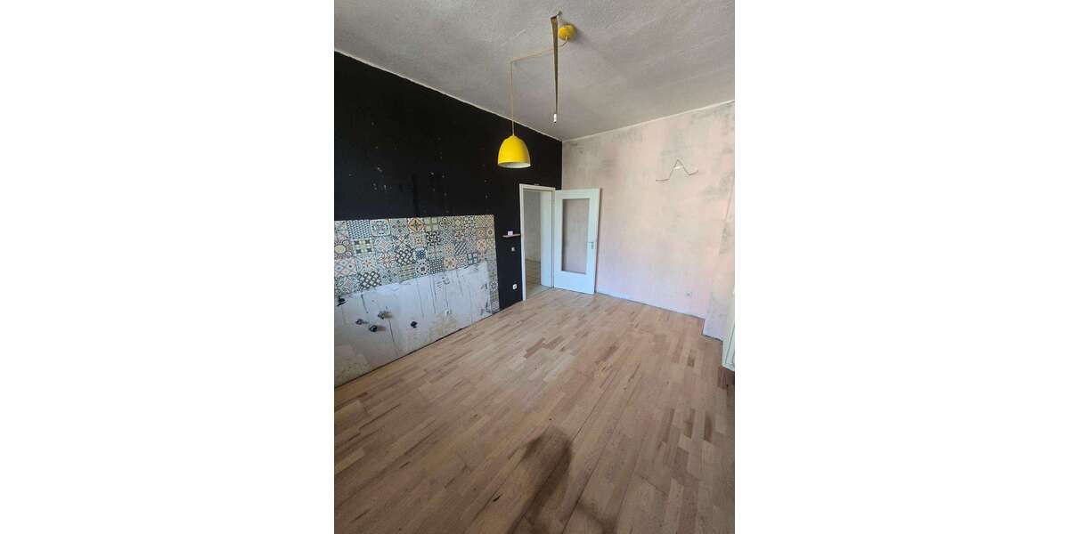 Etagenwohnung Essen Südviertel - 2 Zimmer, 64 m&sup2;, 650&euro; | Angebot:25639457