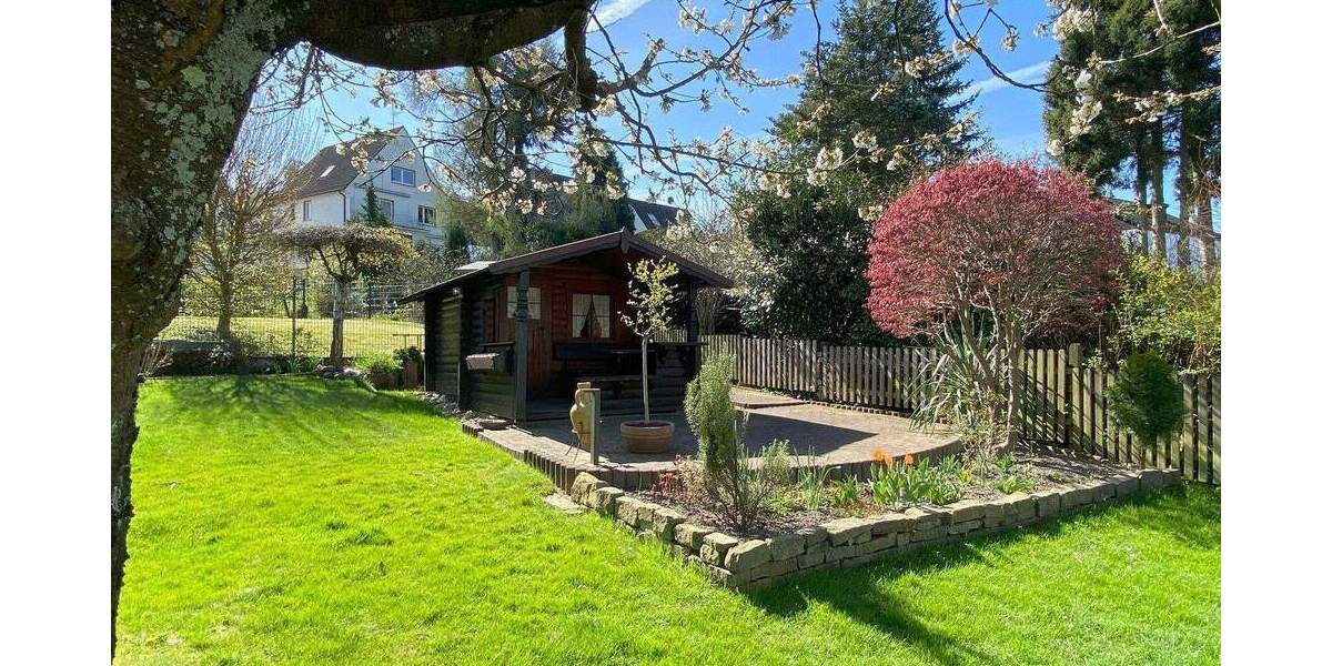 Doppelhaushälfte Essen Kupferdreh - 6 Zimmer, 215 m&sup2;, 670.000&euro; | Angebot:24635712