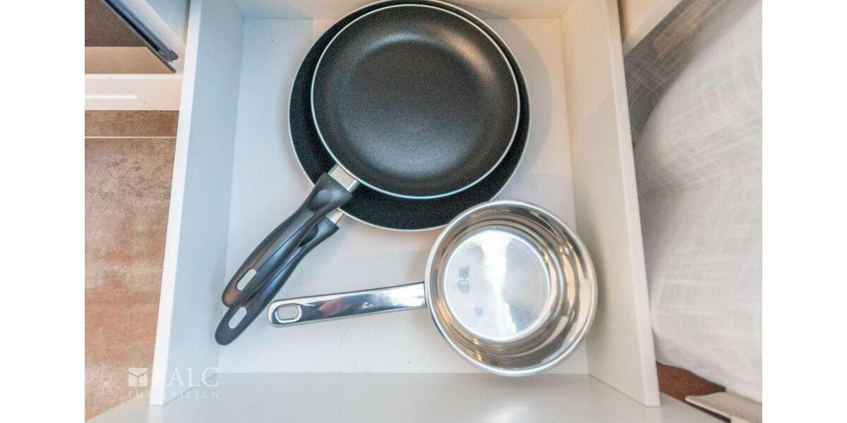 Etagenwohnung Essen Stadtkern - 1 Zimmer, 35 m&sup2;, 950&euro; | Angebot:24493583