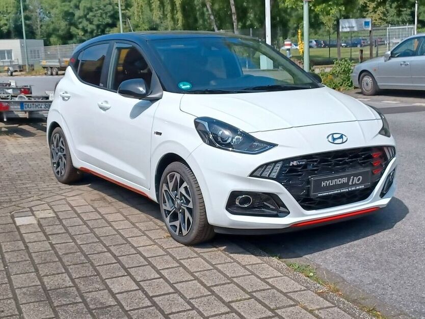 i10