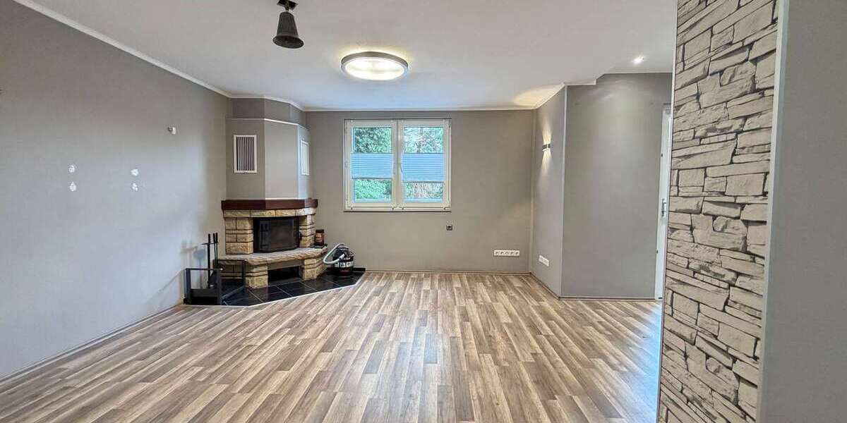 Dreifamilienhaus in Oberhausen-Lirich mit Garten, Dachterrasse und 296 m² Bauland inklusive - Mehrfamilienhaus, Wohnhaus Oberhausen Alstaden | Angebot:27493794