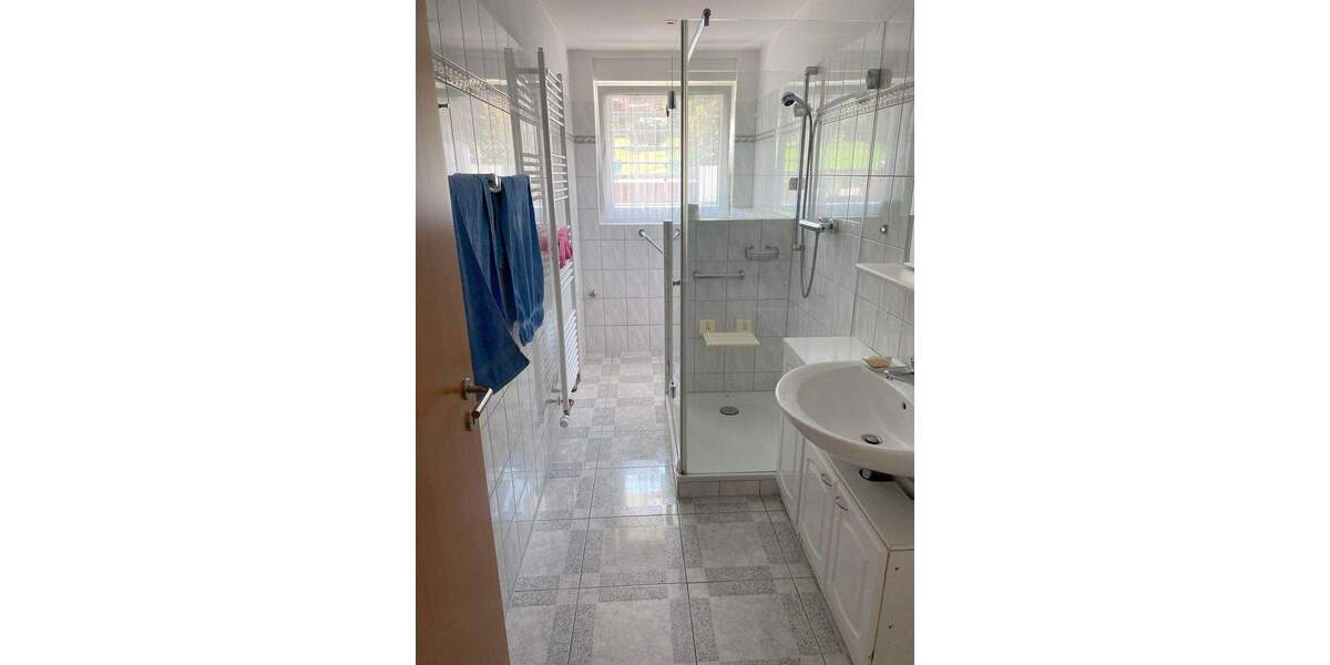 Doppelhaushälfte Essen Kupferdreh - 6 Zimmer, 215 m&sup2;, 670.000&euro; | Angebot:24635712