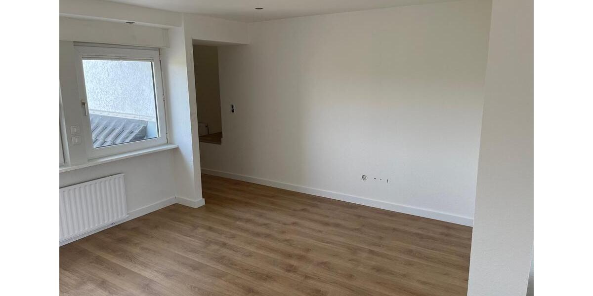 Dachgeschoßwohnung Schermbeck - 3 Zimmer, 75 m&sup2;, 600&euro; | Angebot:25267774