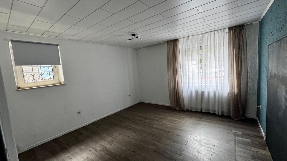 Mehrfamilienhaus, Wohnhaus Duisburg Rheinhausen - 9 Zimmer, 170 m&sup2;, 314.000&euro; | Angebot:26957539