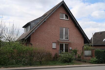 Haus mit Garten und Terasse