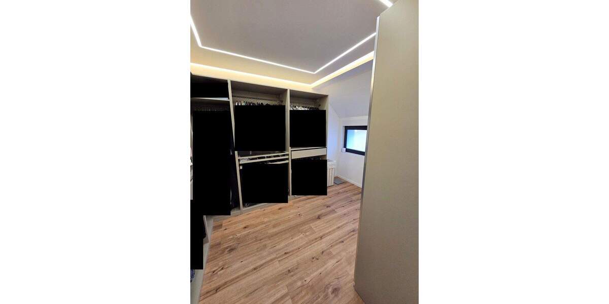 Exklusives Einfamilienhaus in Spielstraße - komplett kernsaniert und hochwertig ausgestattet 5 zimmer