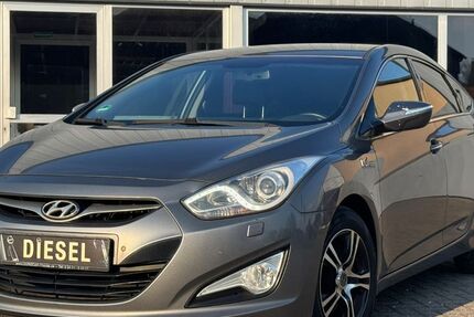 Hyundai i40 336.000 km 4.200 &euro; Voerde 46562