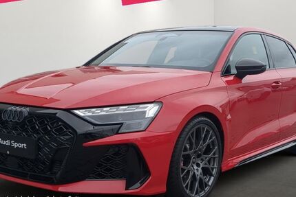 Audi RS3 4.500 km 71.660 &euro; Duisburg 47249