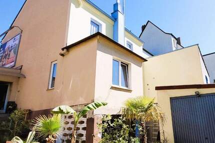 Einfamilienhaus mit zusätzlichem Baugrundstück in Essen - Altendorfer Straße 507 6 zimmer