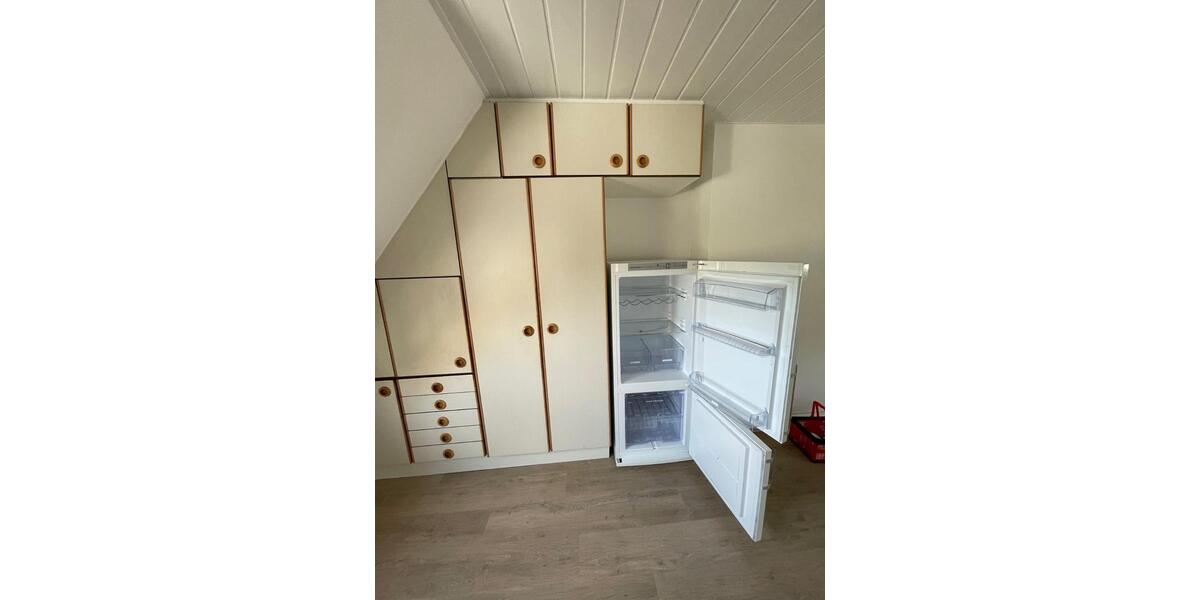 Dachgeschoßwohnung Essen Stadtbezirk VII - 2 Zimmer, 62 m&sup2;, 600&euro; | Angebot:26350508