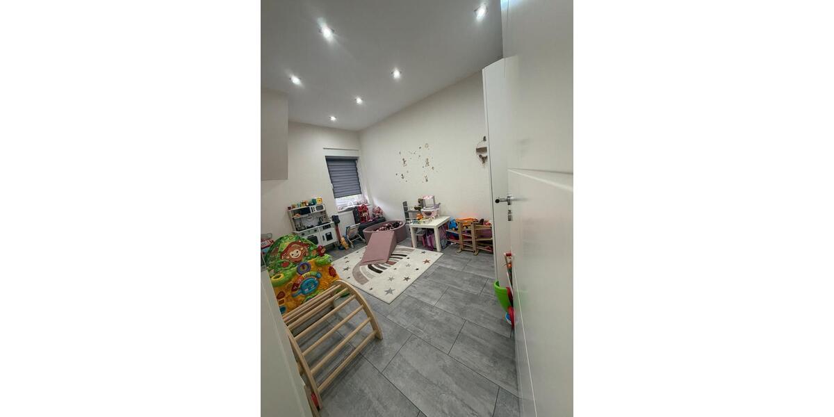 Reihenhaus Gladbeck Alt-Rentfort - 4 Zimmer, 64 m&sup2;, 2.100&euro; | Angebot:26283578